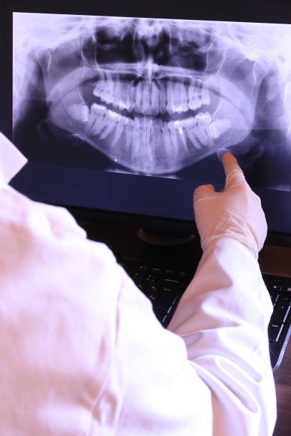 Best Broken or Cracked Tooth Emergency Dentist in Perry Heights, OH